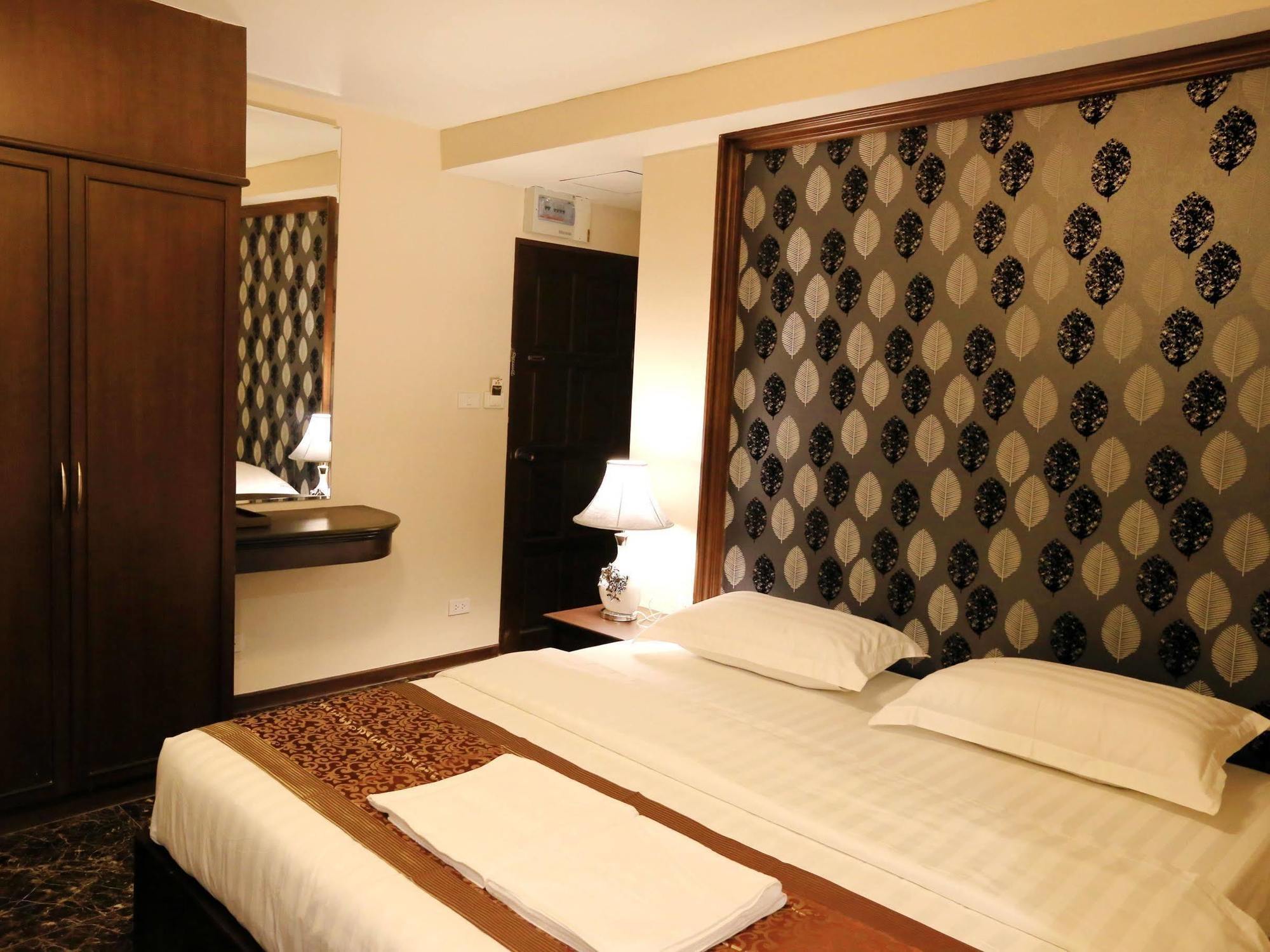 Hotel Katesiree House à Pattaya Extérieur photo